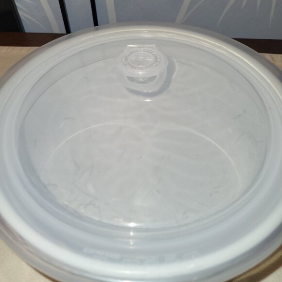 Hello Kitty Hand Painted Halloween Pumpkin Ceramic Food Storage Vented Bowl NWT - Picture 4 of 5